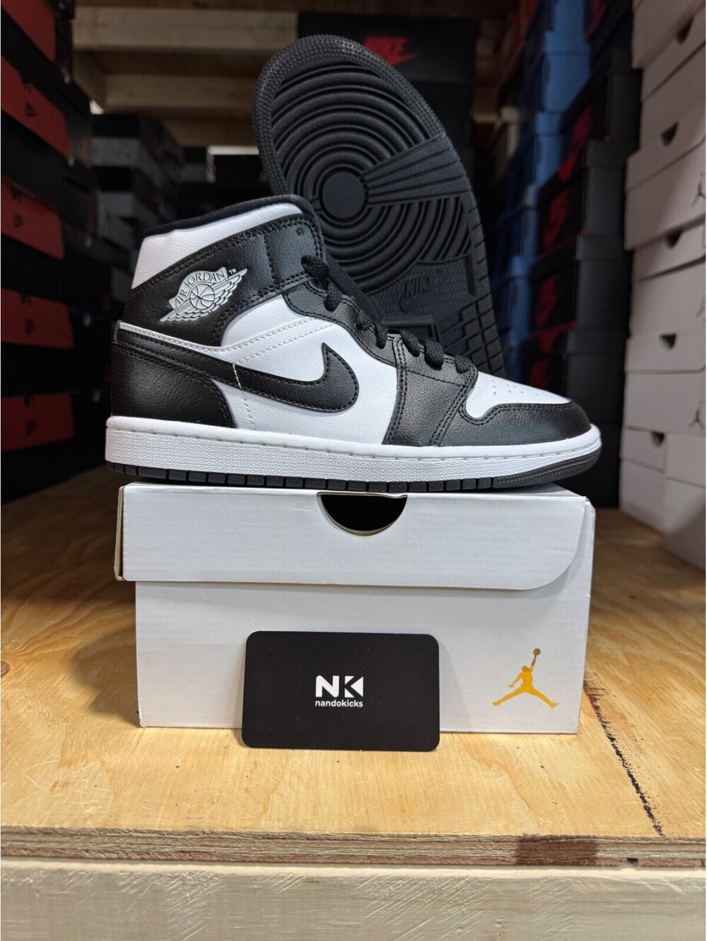 Wmns Air Jordan 1 Retro Mid 'Panda' DV0991-101 Size 6